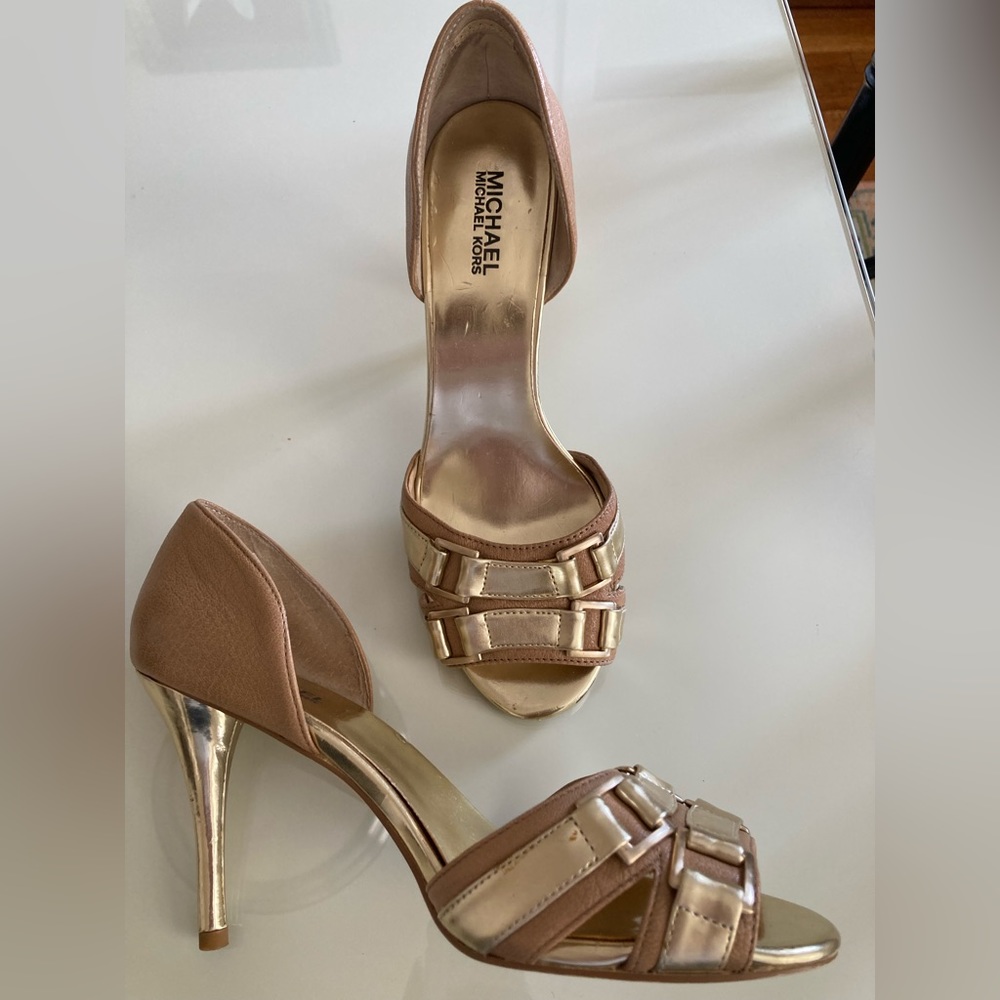 Michael Kors d’orsay peep toe pump